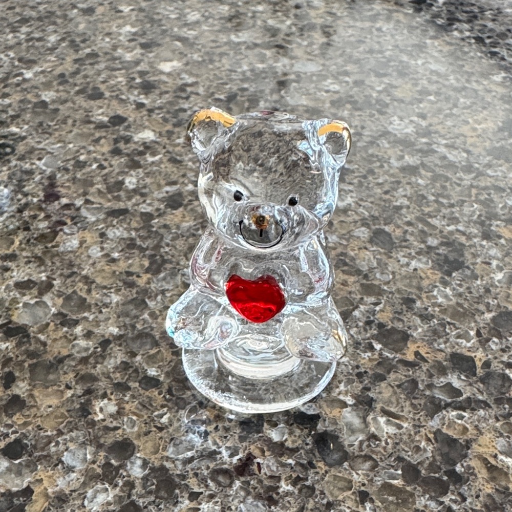 Vintage Hand Blown Glass TeddyBear Figurine w/Red Heart and gold tipped ears